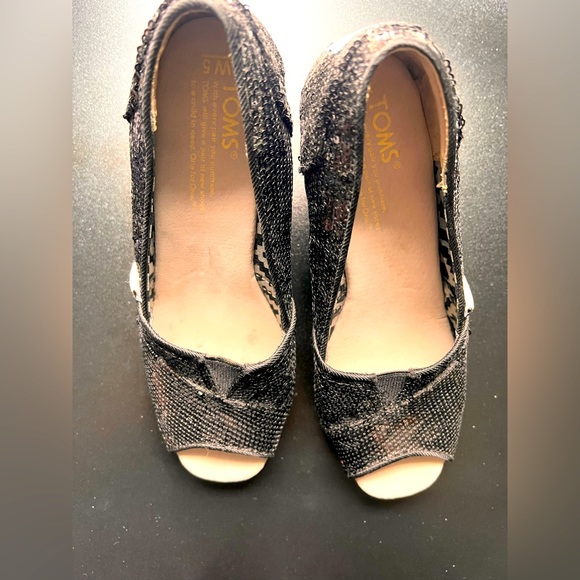 TOMS Black Sequin Michelle Wedge - Picture 2 of 5